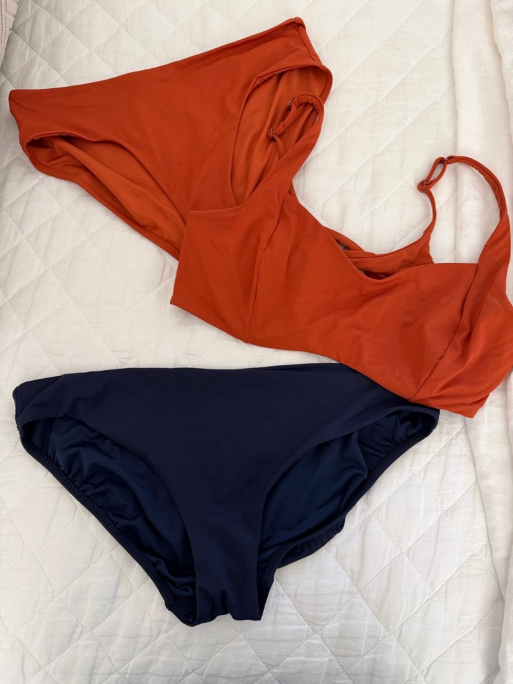 Athleta Burnt Orange Swim Top and Bottom Set Plus blue bottoms